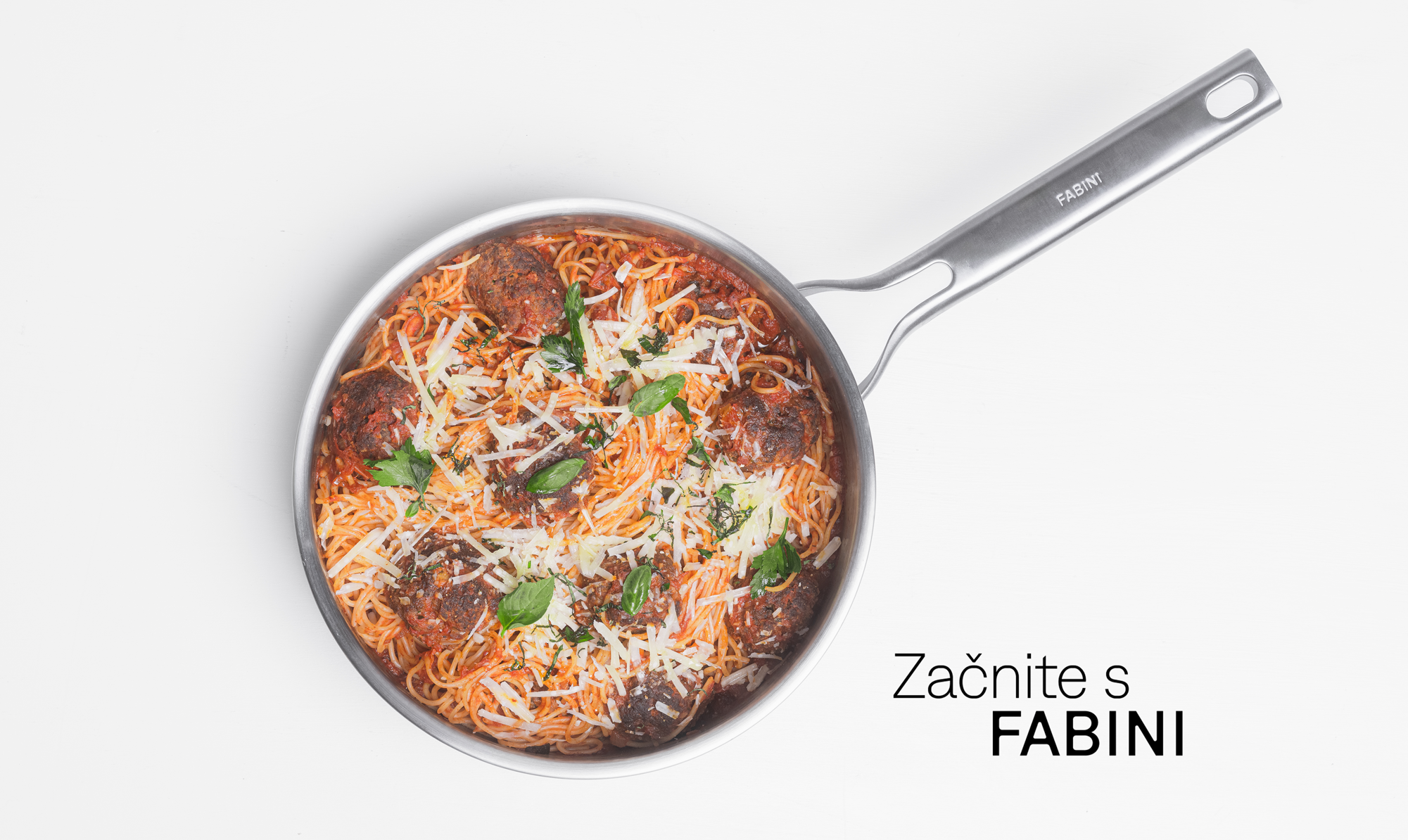 Mäsové guličky v paradajkovej omáčke v hlbokej panvici 🍝