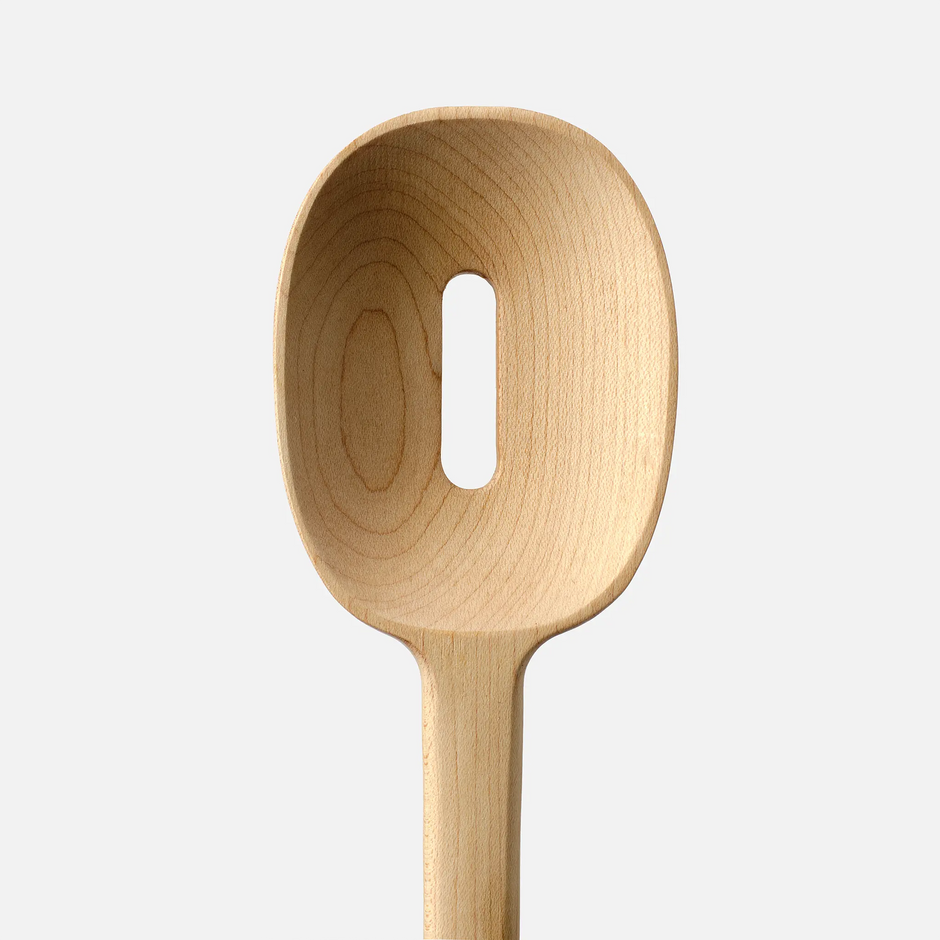 Naberačka s dierou Arba - Drevená naberačka z javora