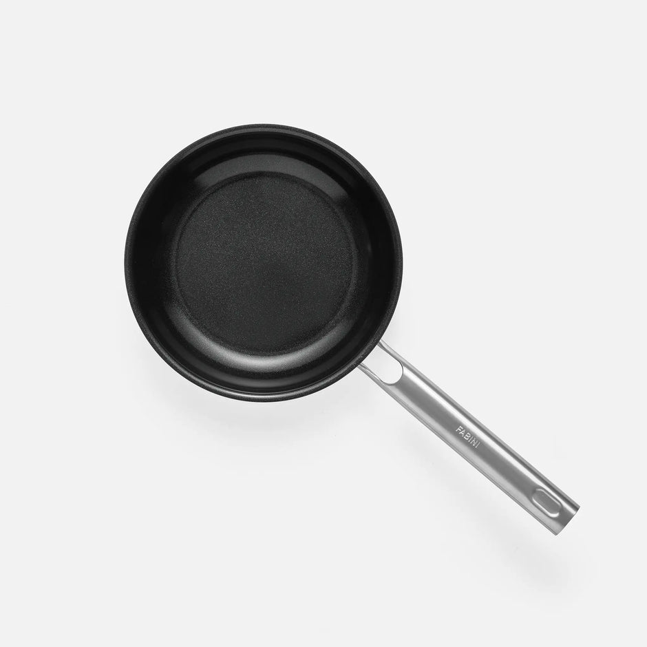 Sada panvíc Core Standard, 2 diely - Nepriľnavé nerezové beznitové panvice z jednovrstvovej nerezovej ocele