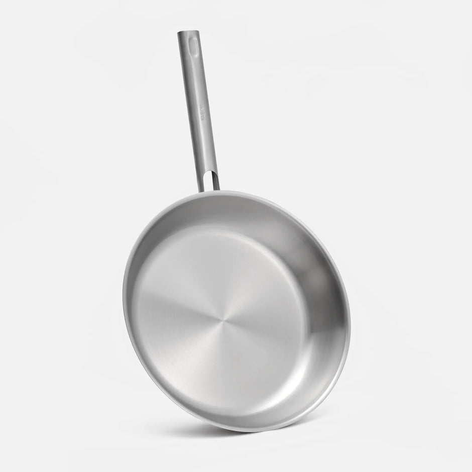 Panvica Core Standard, ø 30 cm - Nerezová beznitová panvica z jednovrstvovej nerezovej ocele bez pokrievky