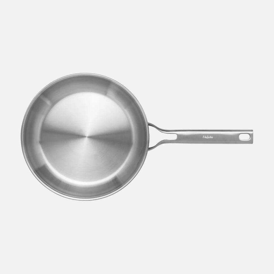 Panvica FABINI & Pohlreich, ø 26 cm - Nerezová beznitová panvica z päťvrstvovej nerezovej ocele bez pokrievky