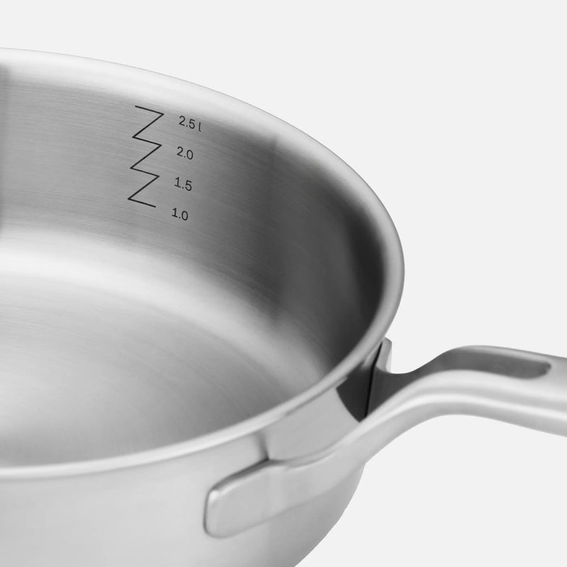 Hlboká panvica FABINI & Pohlreich, ø 24 cm (2,5 l) - Nerezová beznitová hlboká panvica z päťvrstvovej nerezovej ocele s pokrievkou