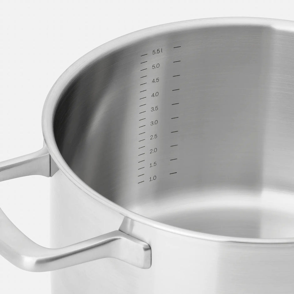 Kastról Lucca 3.0, ø 24 cm (5,5 l) - Nerezový beznitový kastról z viacvrstvovej nerezovej ocele s pokrievkou