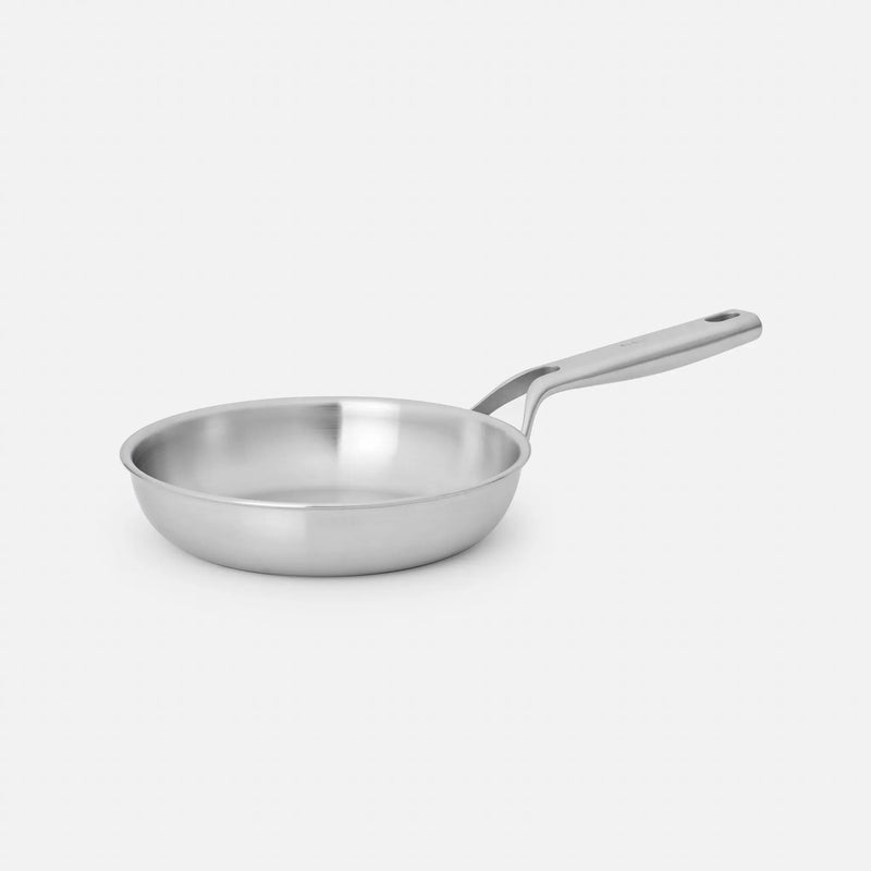 Panvica Lucca 3.0, ø 20 cm - Nerezová beznitová panvica z viacvrstvovej nerezovej ocele bez pokrievky