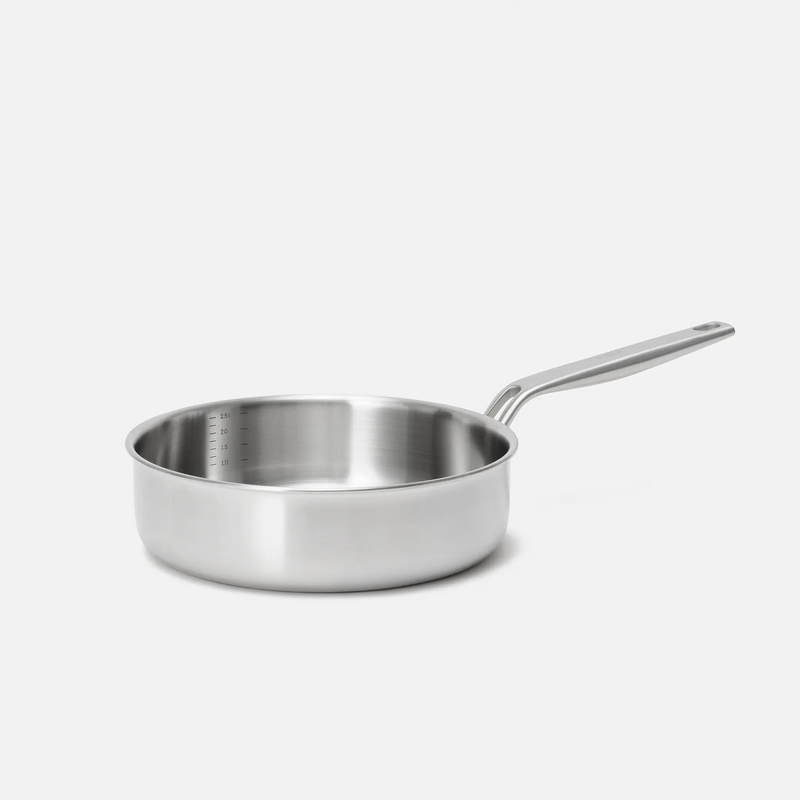 Hlboká panvica Lucca 4.0 Pro, ø 24 cm (2,5 l) - Nerezová beznitová panvica z viacvrstvovej nerezovej ocele s pokrievkou
