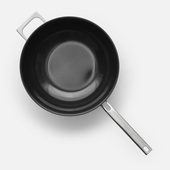 Wok panvica Lucca 4.0 Pro, ø 30 cm - Nepriľnavá nerezová beznitová panvica z viacvrstvovej nerezovej ocele s keramickým povrchom s pokrievkou