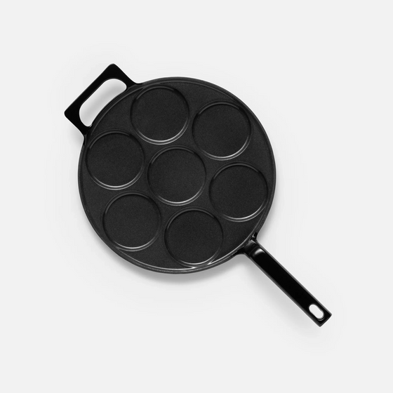 Panvica na lievance Mattia 3.0, ø 26 cm - Smaltovaná liatinová panvica, lesklá čierna