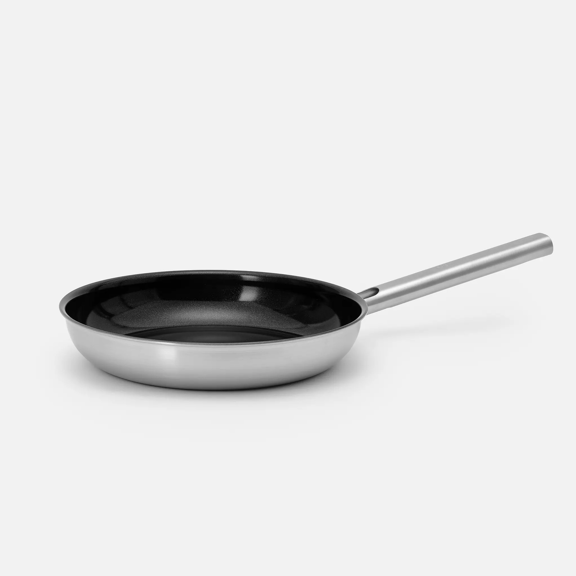 Panvica Lucca 4.0 Standard, ø 30 cm - Nepriľnavá nerezová beznitová panvica z viacvrstvovej nerezovej ocele s keramickým povrchom bez pokrievky