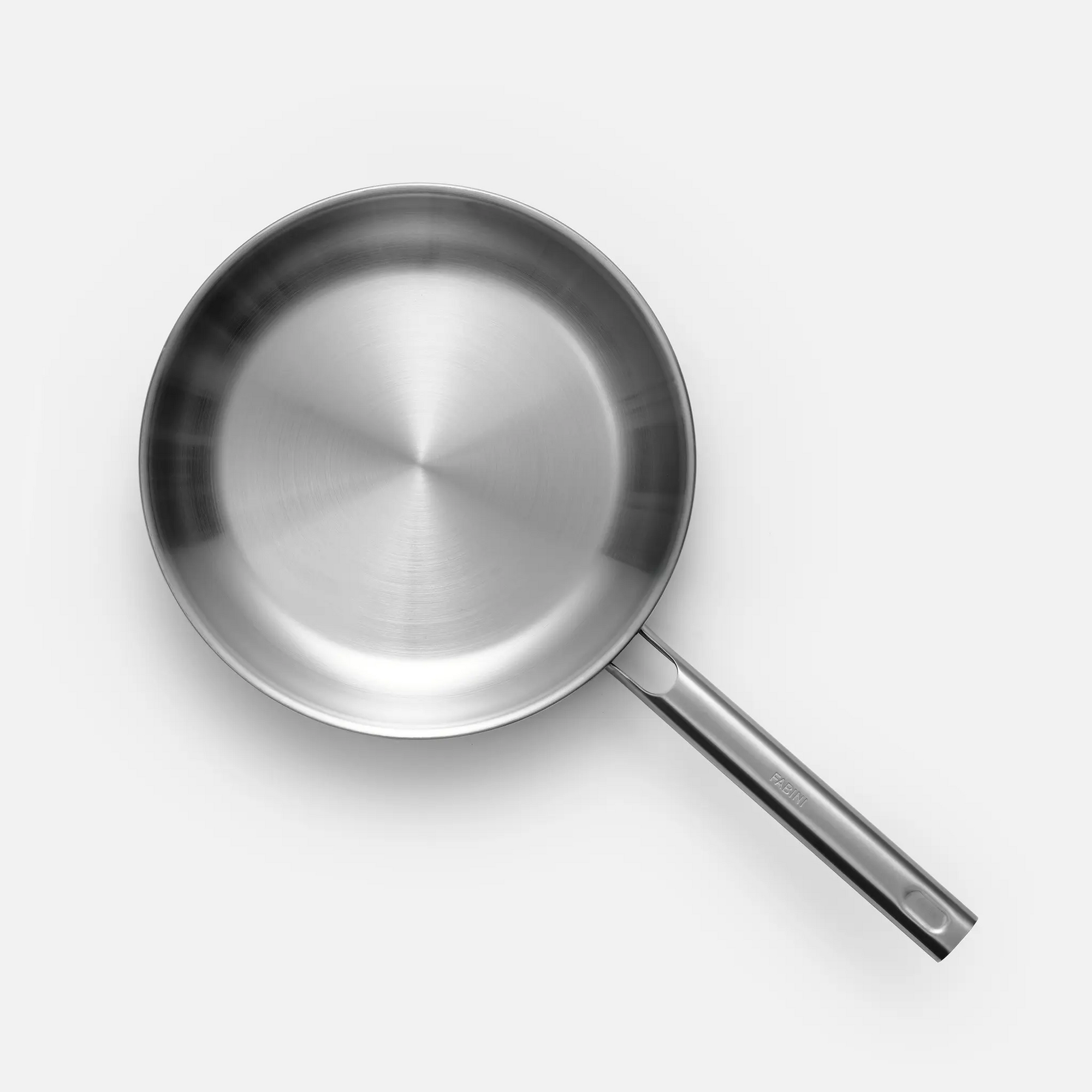 Sada panvíc Lucca 4.0 Standard, ø 26 cm, 2 diely - Nerezová beznitová panvica z viacvrstvovej nerezovej ocele + nepriľnavá nerezová beznitová panvica s keramickým povrchom z viacvrstvovej nerezovej ocele