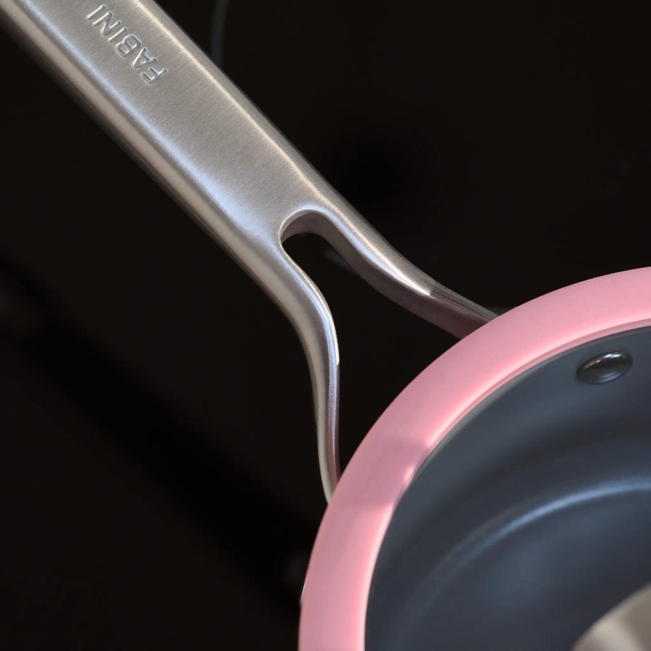 Rajnica Meda 3.0,  ø 16 cm (1, 3 l) - Nepriľnavá rajnica s keramickým povrchom s pokrievkou,  ružová