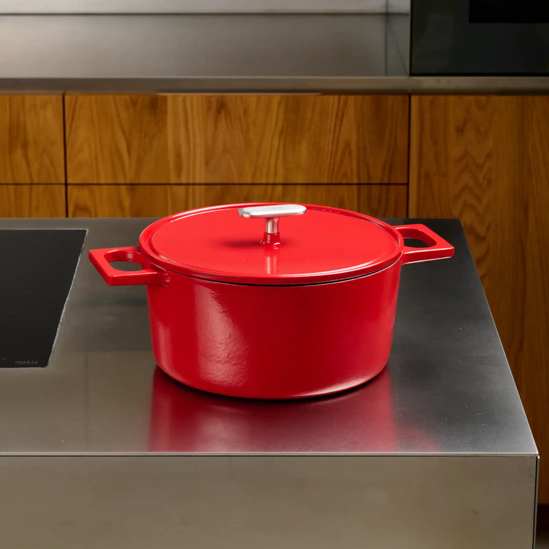 Kastról Mattia 3.0, ø 26 cm (5,5 l) - Smaltovaný liatinový kastról s pokrievkou, lesklý červený