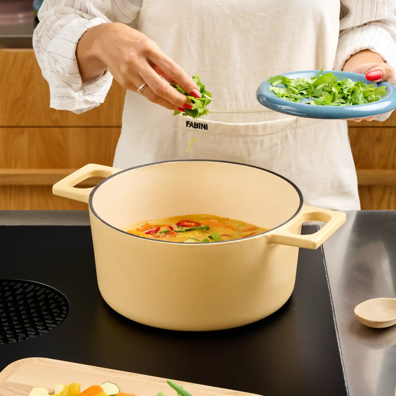 Kastról Mattia 3.0, ø 26 cm (5,5 l) - Smaltovaný liatinový kastról s pokrievkou, lesklý krémový