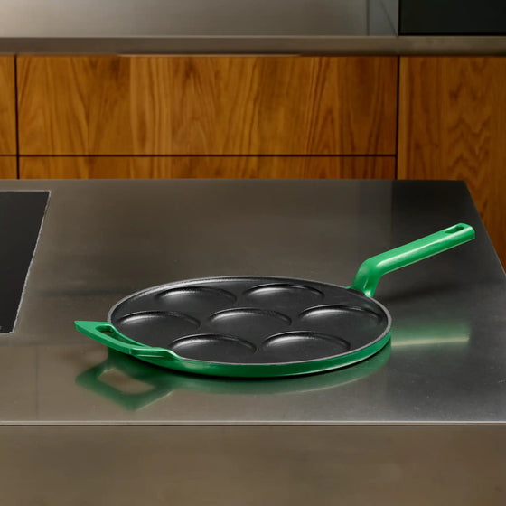 Panvica na lievance Mattia 3.0, ø 26 cm - Smaltovaná liatinová panvica, matná zelená