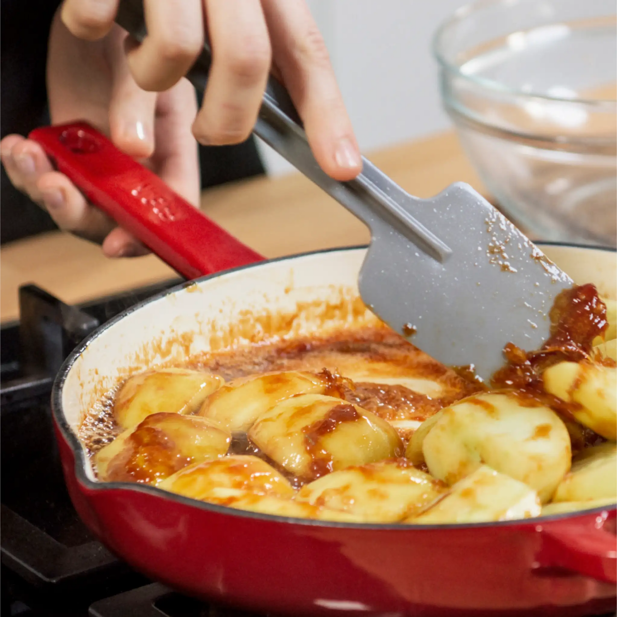 Panvica Mattia 2.0, ø 26 cm - Smaltovaná liatinová panvica bez pokrievky, čierna