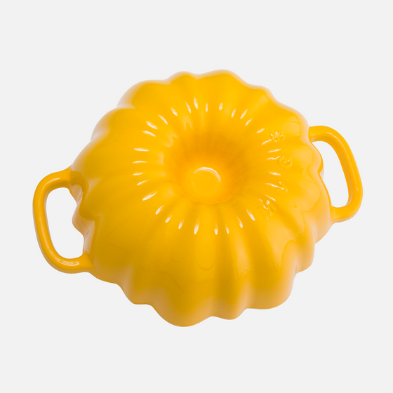 Forma na bábovku FABINI & Mirka van Gils, (3 l) - Smaltovaná liatinová forma na bábovku, žltá