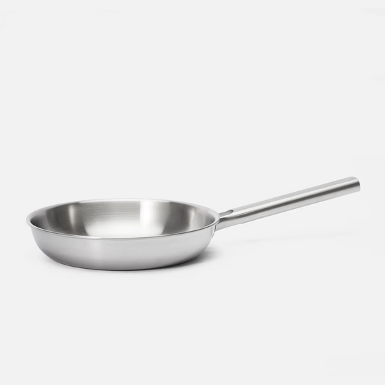 Panvica Lucca 4.0 Standard, ø 24 cm - Nerezová beznitová panvica z viacvrstvovej nerezovej ocele bez pokrievky