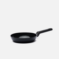 Panvica Meda 5.0 Economy, ø 20 cm - Nepriľnavá panvica s keramickým povrchom bez pokrievky, čierna