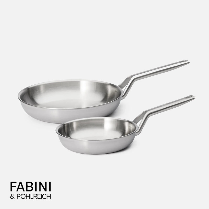 Sada panvíc FABINI & Pohlreich 2.0, ø 20 cm + ø 26 cm, 2 diely - Nerezové beznitové panvice z viacvrstvovej nerezovej ocele