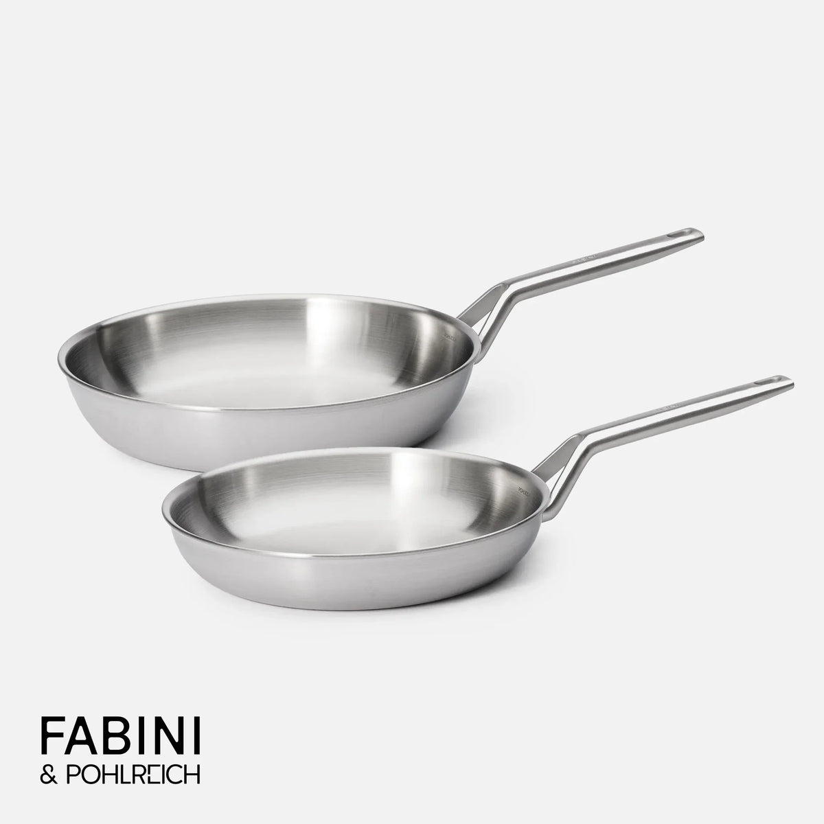 Sada panvíc FABINI & Pohlreich 2.0, ø 26 cm + ø 30 cm, 2 diely - Nerezové beznitové panvice z viacvrstvovej nerezovej ocele