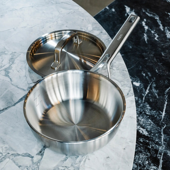 Kónická rajnica FABINI & Pohlreich, ø 20 cm (1,5 l) - Nerezový rajnica z päťvrstvovej nerezovej ocele s pokrievkou