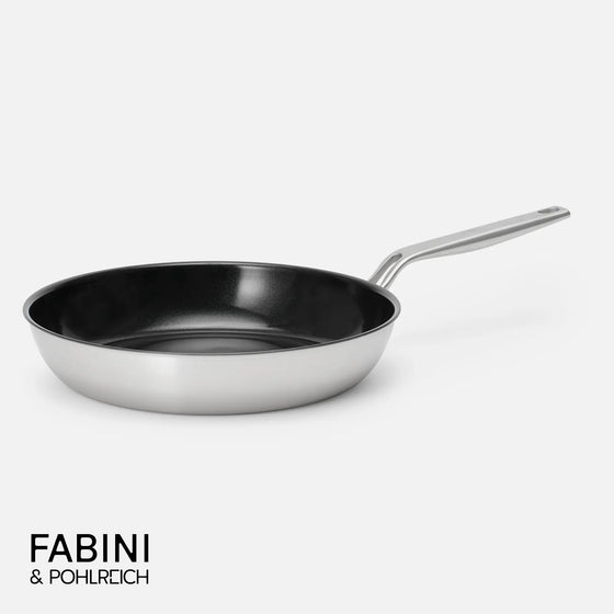 Panvica FABINI & Pohlreich, ø 30 cm - Nepriľnavá nerezová beznitová panvica z päťvrstvovej nerezovej ocele s keramickým povrchom bez pokrievky