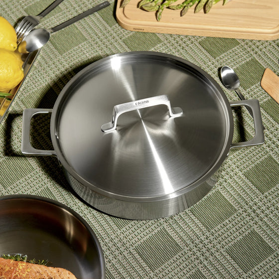 Tegame panvica Lucca 4.0 Pro, ø 28 cm (4 l) - Nerezová beznitová panvica z viacvrstvovej nerezovej ocele s pokrievkou