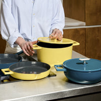 Kastról Mattia 3.0, ø 26 cm (5,5 l) - Smaltovaný liatinový kastról s pokrievkou, lesklý maslovo žltý
