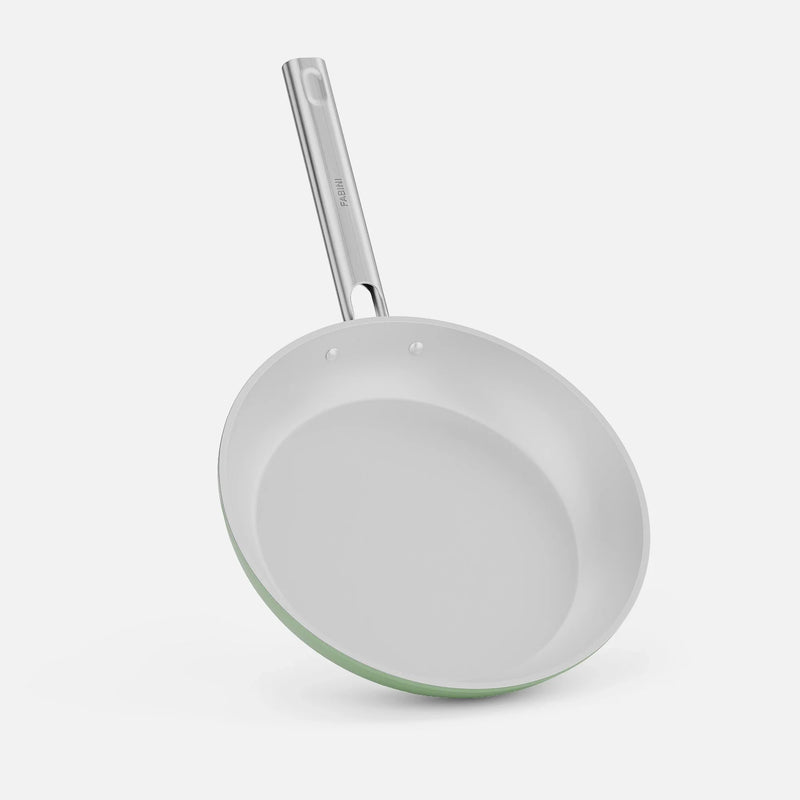 Sada panvíc Meda 5.0 Standard, ø 20 cm + ø 26 cm, 2 diely - Nepriľnavé panvice s keramickým povrchom, šalviovo zelené