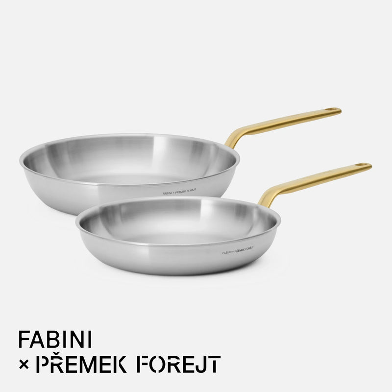 Sada panvíc FABINI & Forejt, ø 26 cm + ø 30 cm, 2 diely - Nerezové beznitové panvice z viacvrstvovej nerezovej ocele