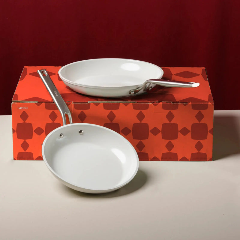 Sada panvíc Meda 5.0 Pro, 2 diely, ø 24 cm + ø 28 cm, darčekové balenie - Nepriľnavé panvice s keramickým povrchom, svetlosivé